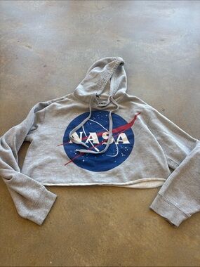 ⭐️5 for $20⭐️ NASA Cropped Gray Hoodie Sweater - Gray